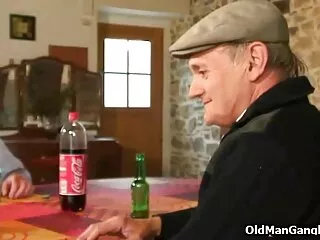 POV یک بور لاغر را با دانلود پورن فول اچ دی یک الاغ اشتها آور لعنتی کرد