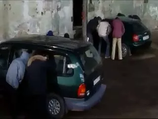 سبزه سکسی روز فول سکی مرد خود را روشن کرد